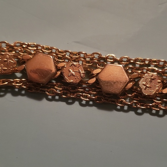 Jewelry - Unique Gold plated braclet